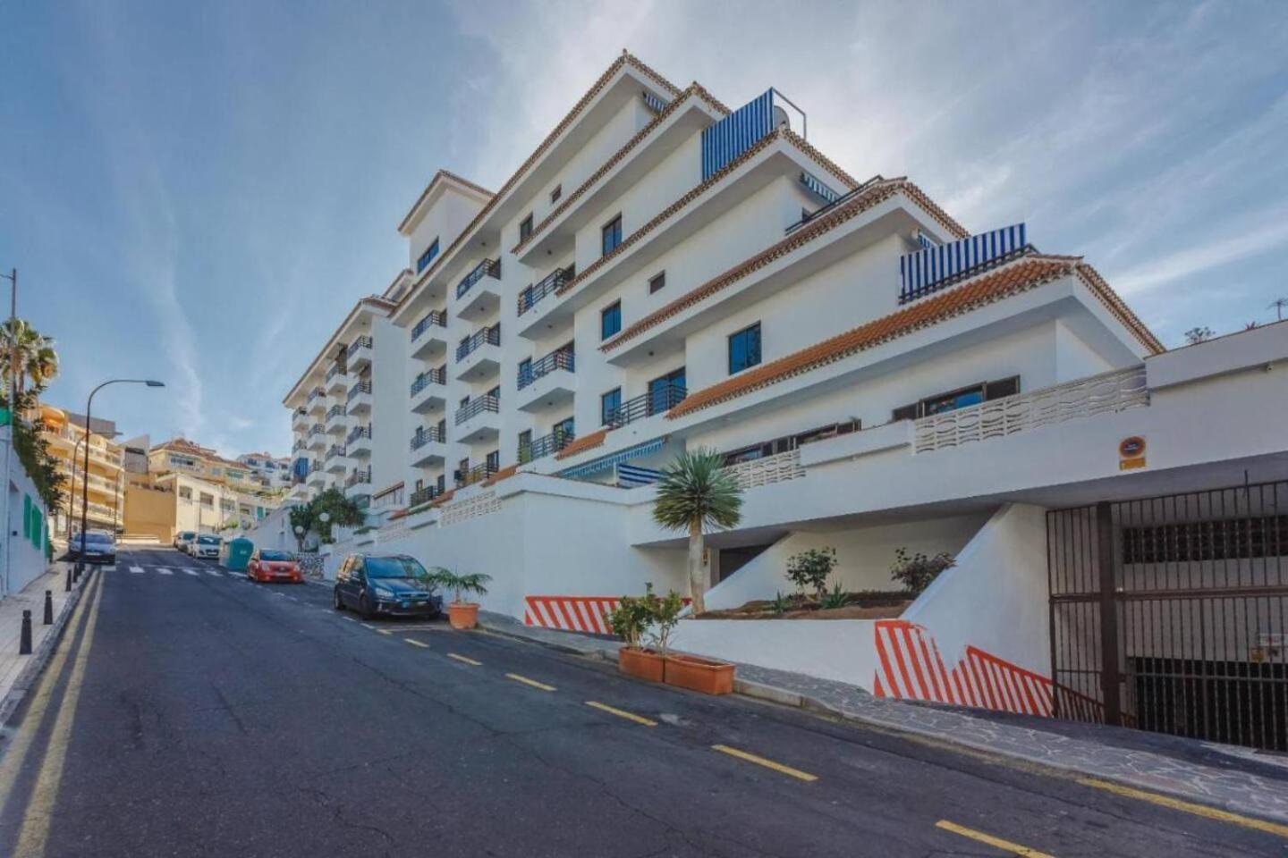 Cozy 2B Apt By The Beach By Dream Homes Tenerife Пуерто де Сантяго Екстериор снимка